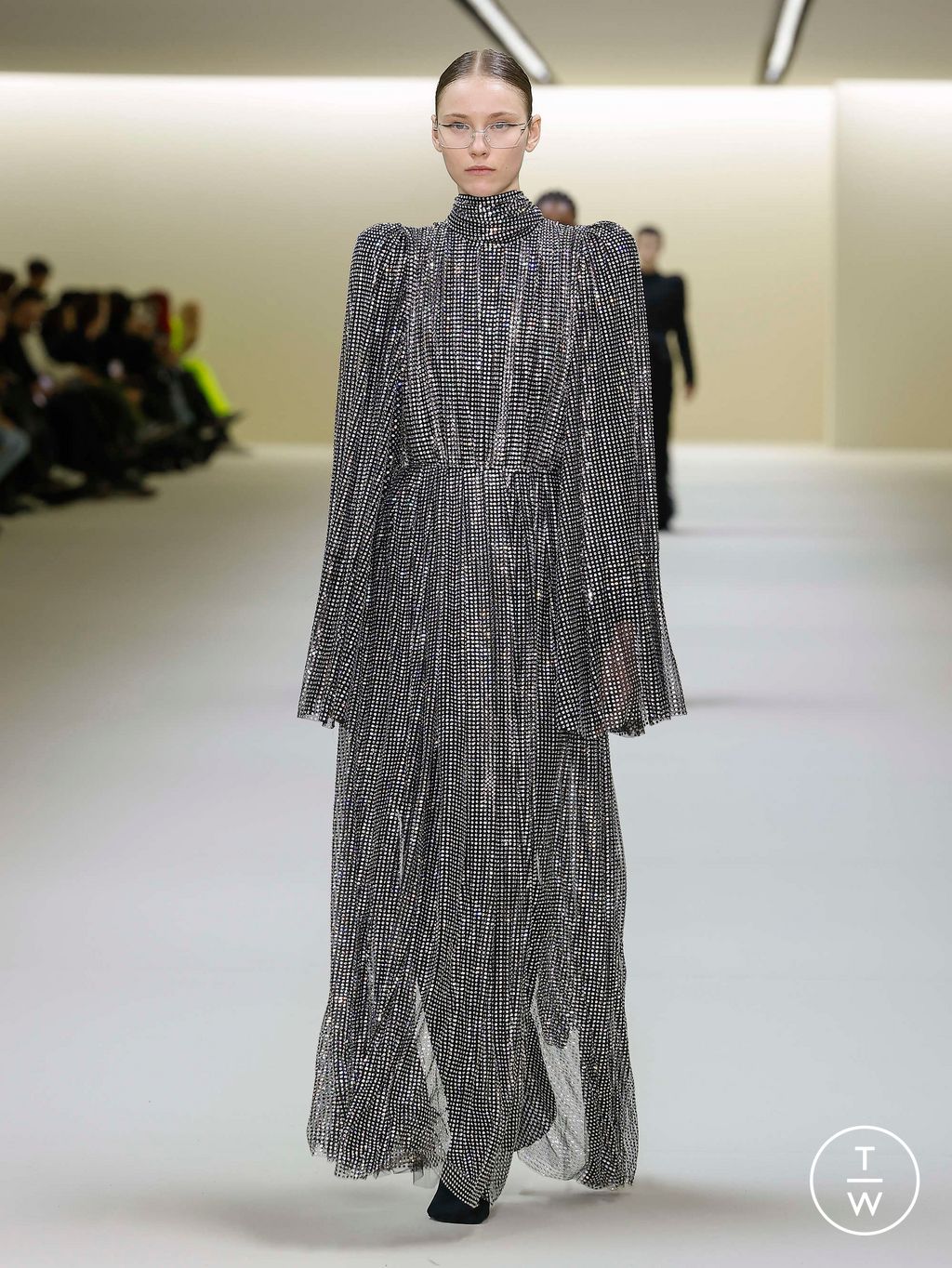 Fashion Week Paris Fall/Winter 2023 look 52 from the Balenciaga collection womenswear