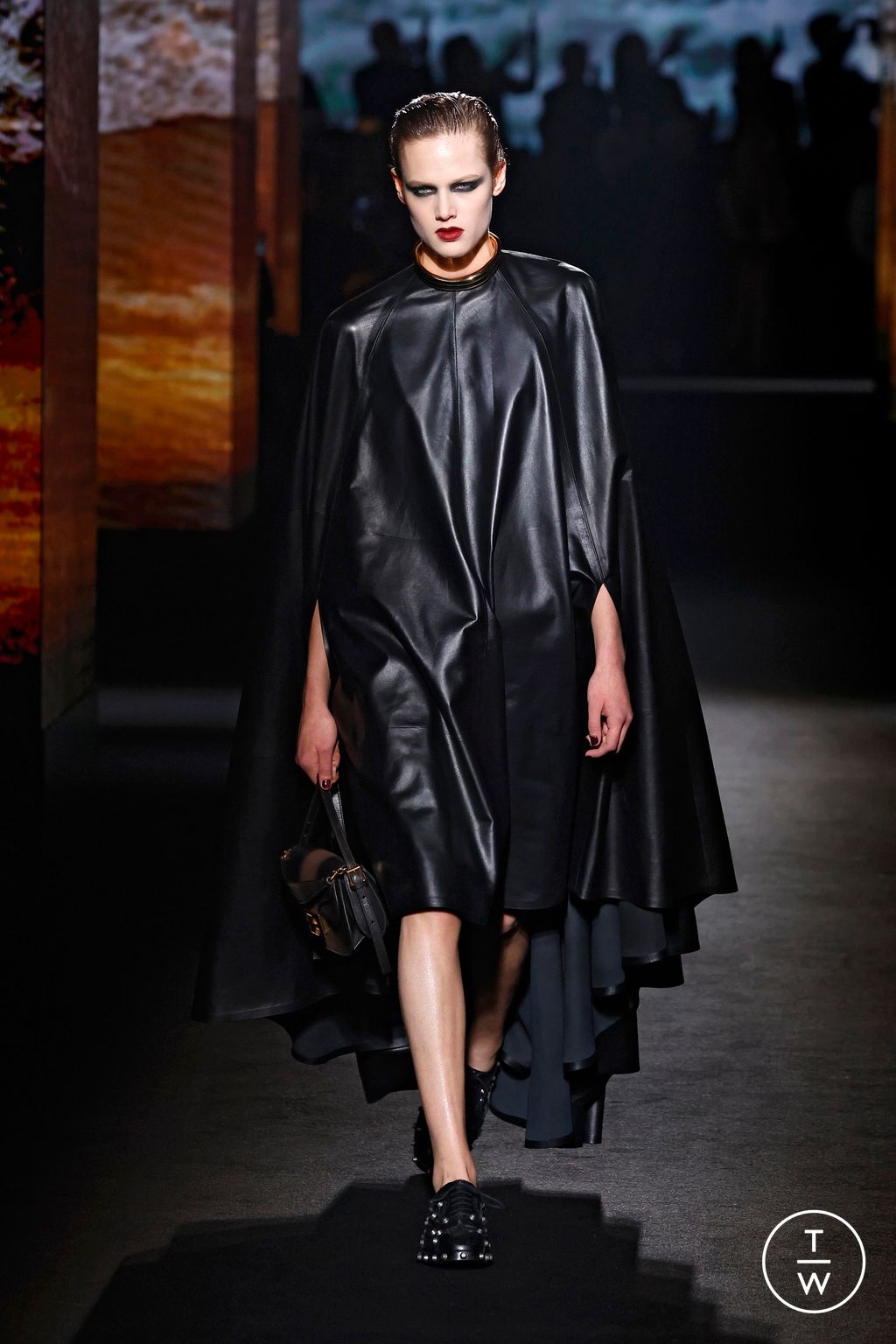 Fashion Week Paris Fall/Winter 2026 look 6 from the Balenciaga collection womenswear