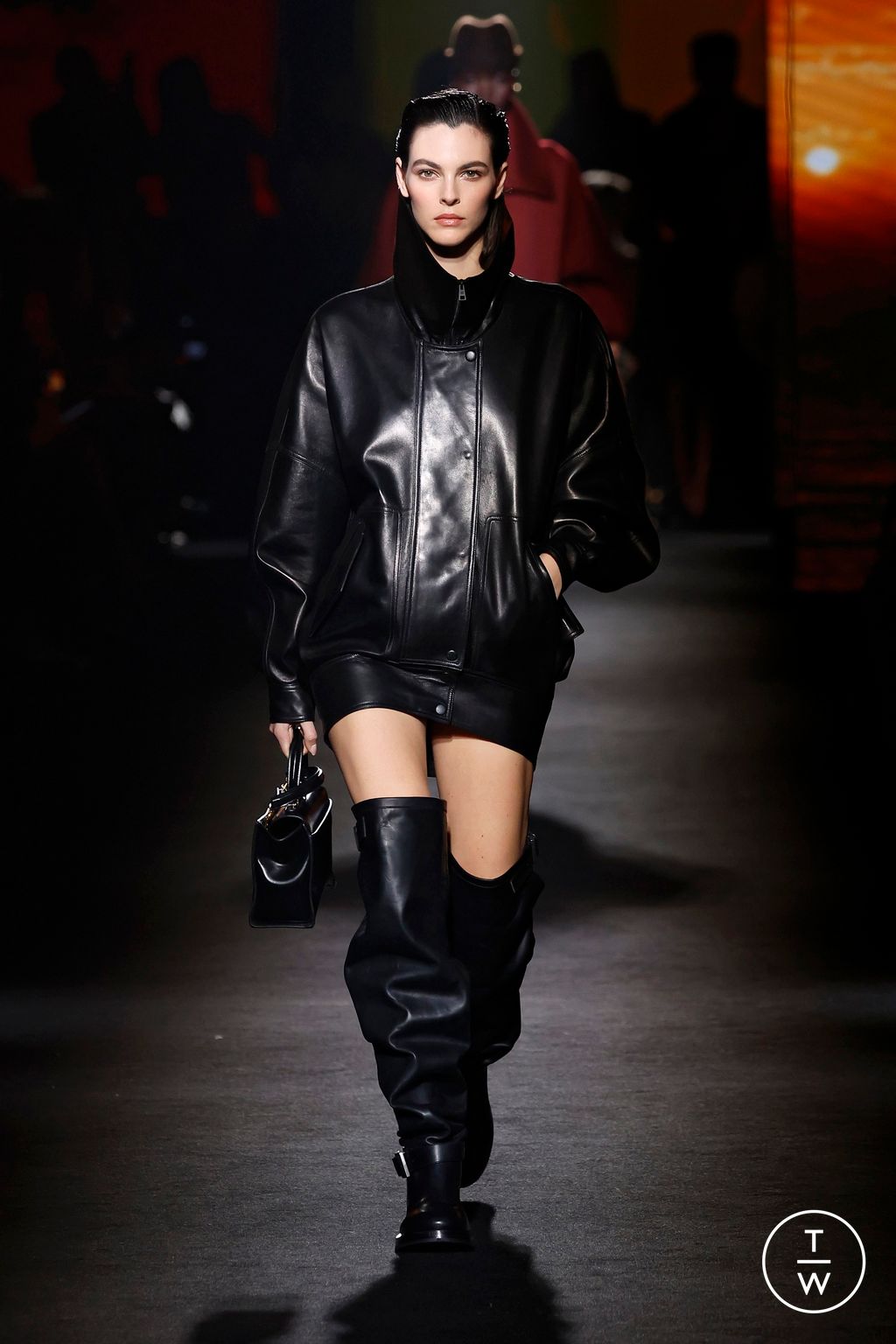 Fashion Week Paris Fall/Winter 2026 look 24 from the Balenciaga collection womenswear