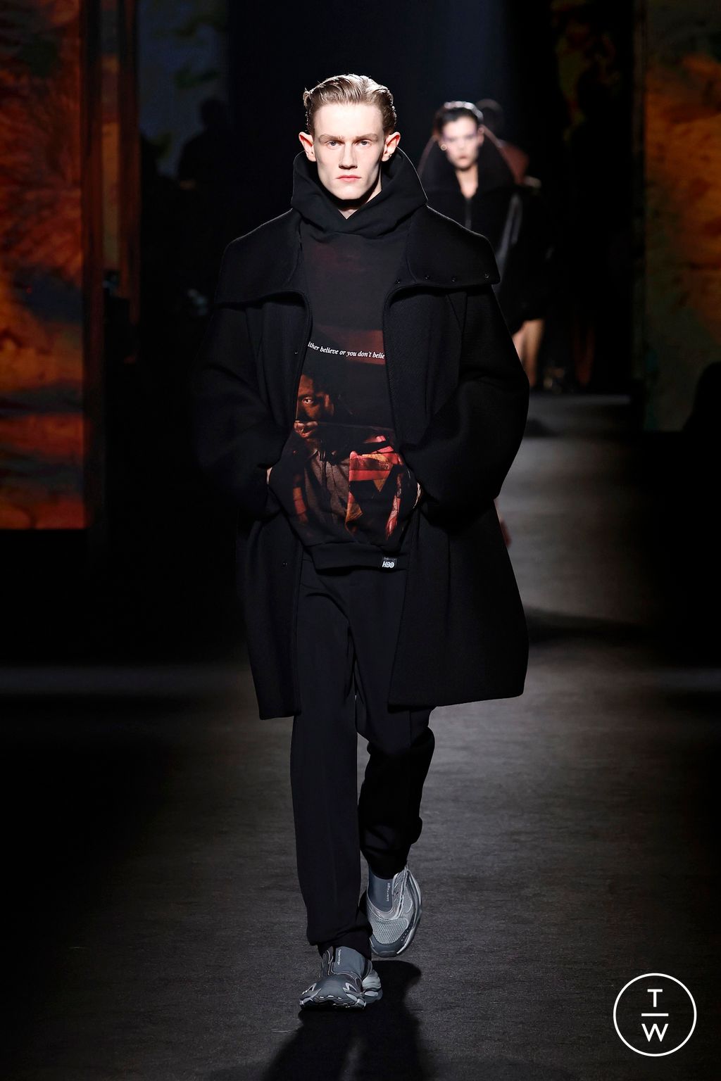 Fashion Week Paris Fall/Winter 2026 look 26 from the Balenciaga collection womenswear