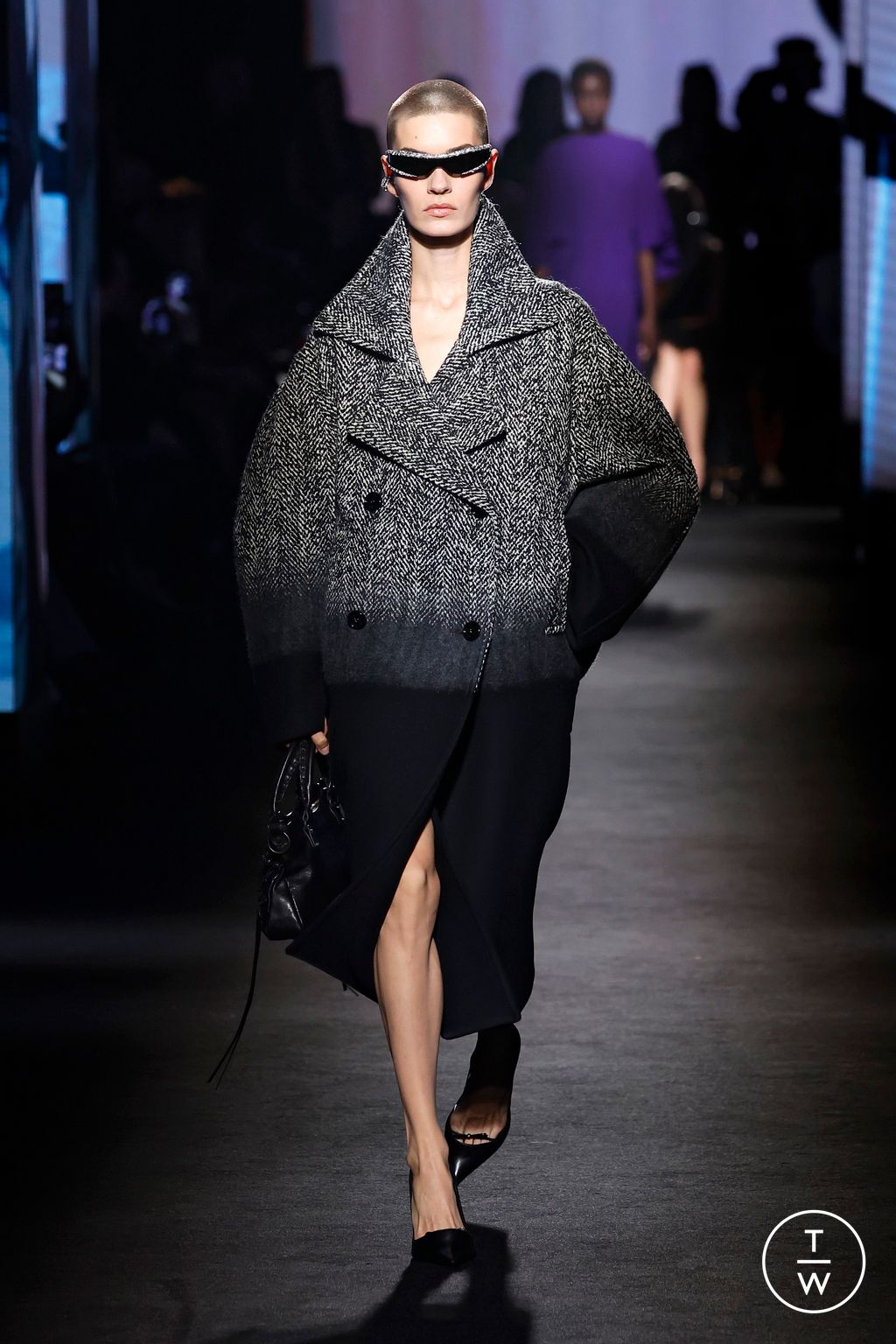 Fashion Week Paris Fall/Winter 2026 look 36 de la collection Balenciaga womenswear