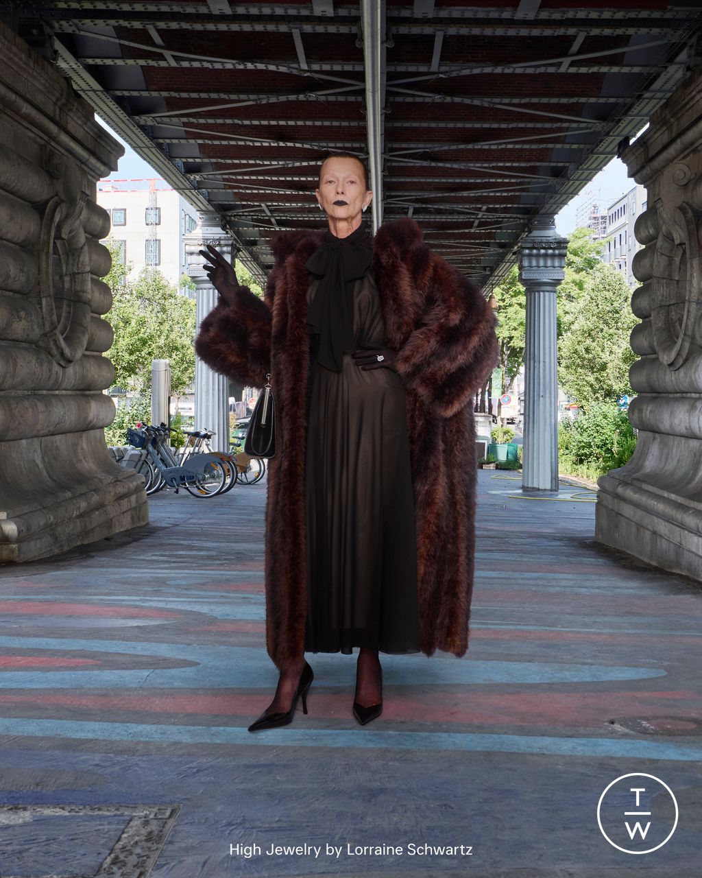 Fashion Week Paris Fall/Winter 2025 look 11 de la collection Balenciaga couture