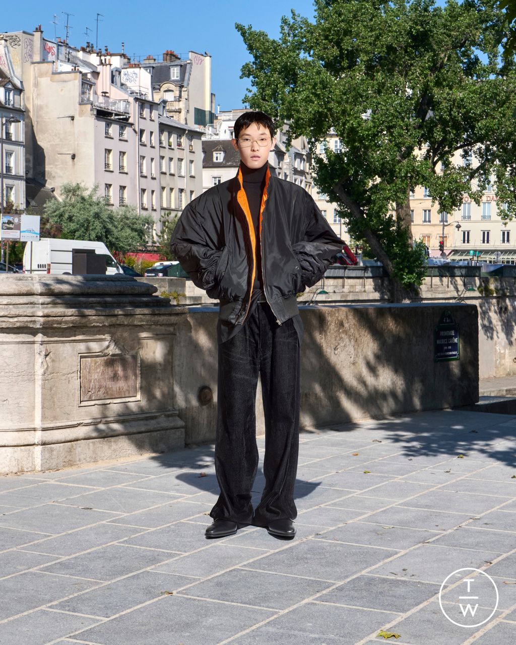 Fashion Week Paris Fall/Winter 2025 look 16 de la collection Balenciaga couture