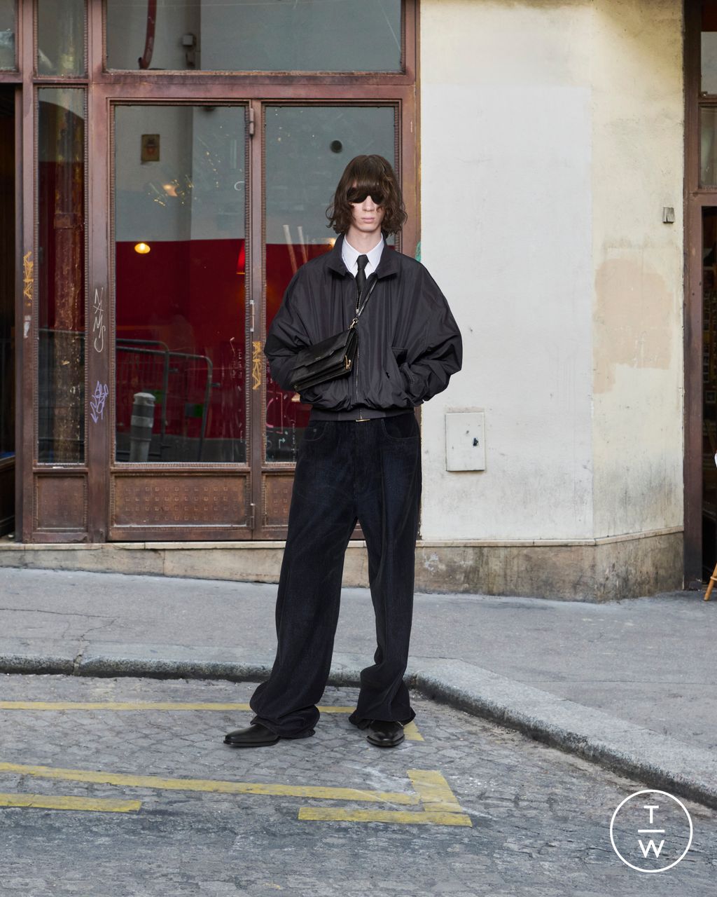 Fashion Week Paris Fall/Winter 2025 look 17 de la collection Balenciaga couture