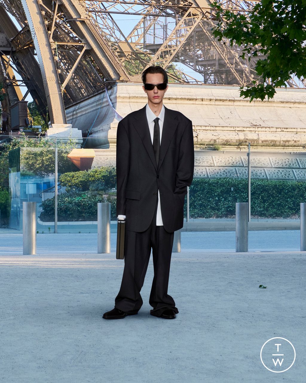 Fashion Week Paris Fall/Winter 2025 look 23 de la collection Balenciaga couture