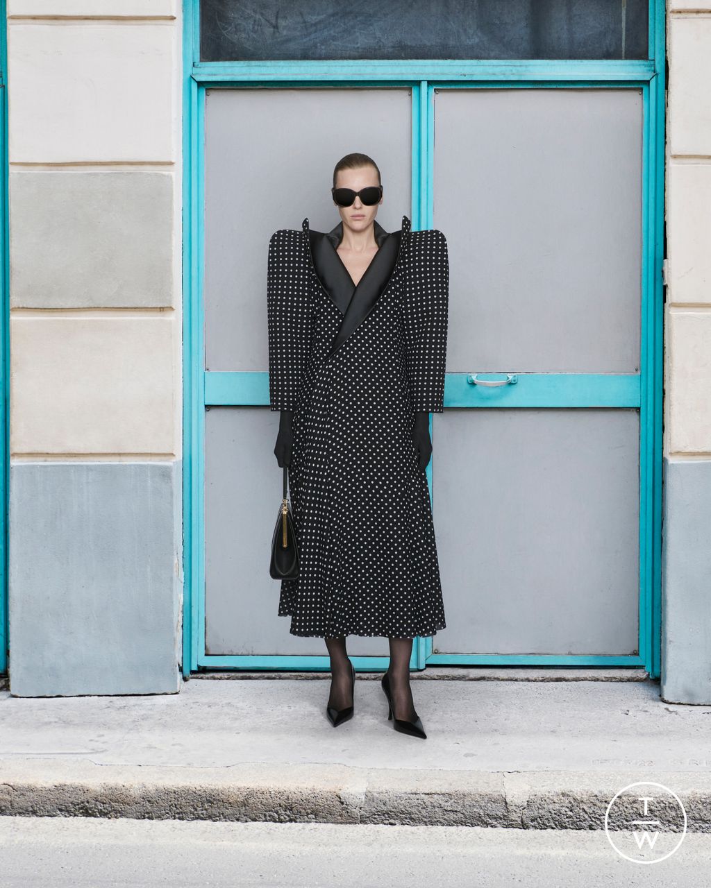 Fashion Week Paris Fall/Winter 2025 look 5 de la collection Balenciaga couture