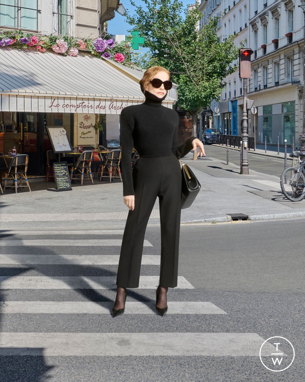 Fashion Week Paris Fall/Winter 2025 look 6 from the Balenciaga collection couture