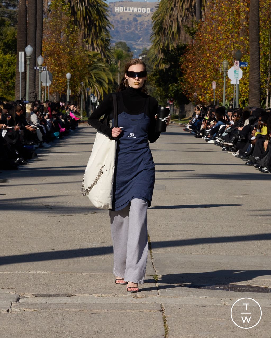 Fashion Week Paris Pre-Fall 2024 look 35 from the Balenciaga collection womenswear