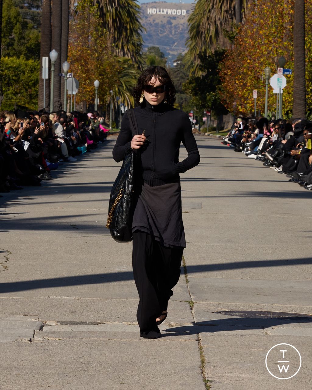 Fashion Week Paris Pre-Fall 2024 look 39 de la collection Balenciaga womenswear