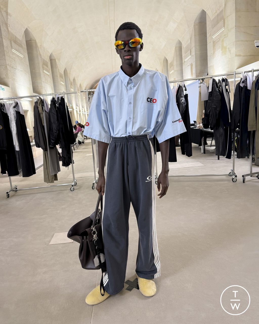 Fashion Week Paris Pre-Fall 2025 look 39 from the Balenciaga collection womenswear