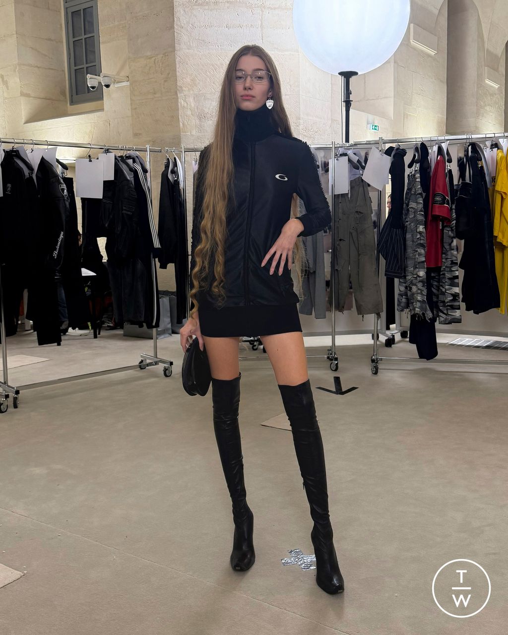 Fashion Week Paris Pre-Fall 2025 look 57 de la collection Balenciaga womenswear