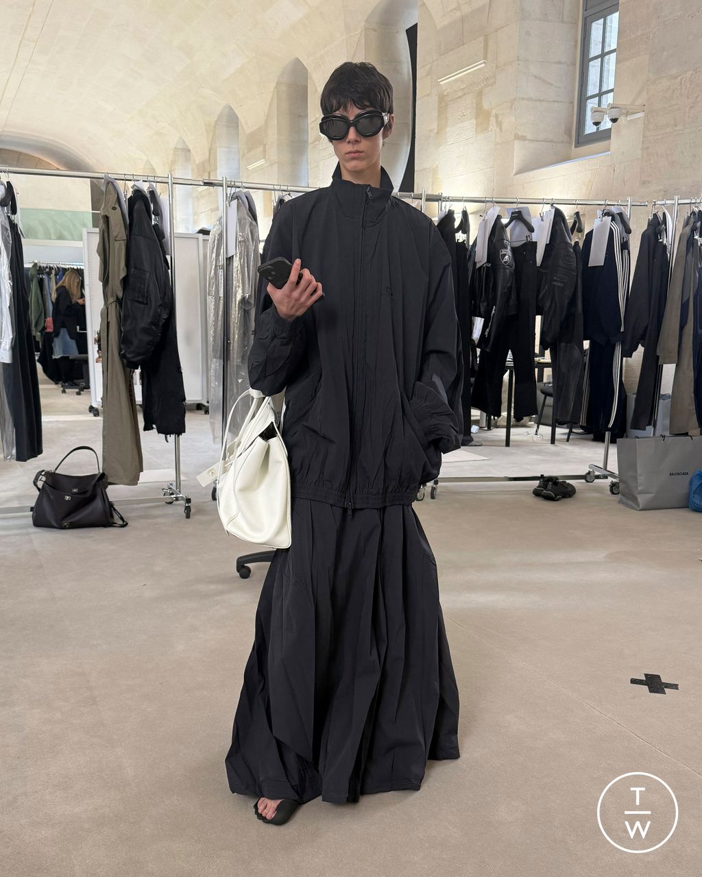 Fashion Week Paris Pre-Fall 2025 look 8 from the Balenciaga collection womenswear
