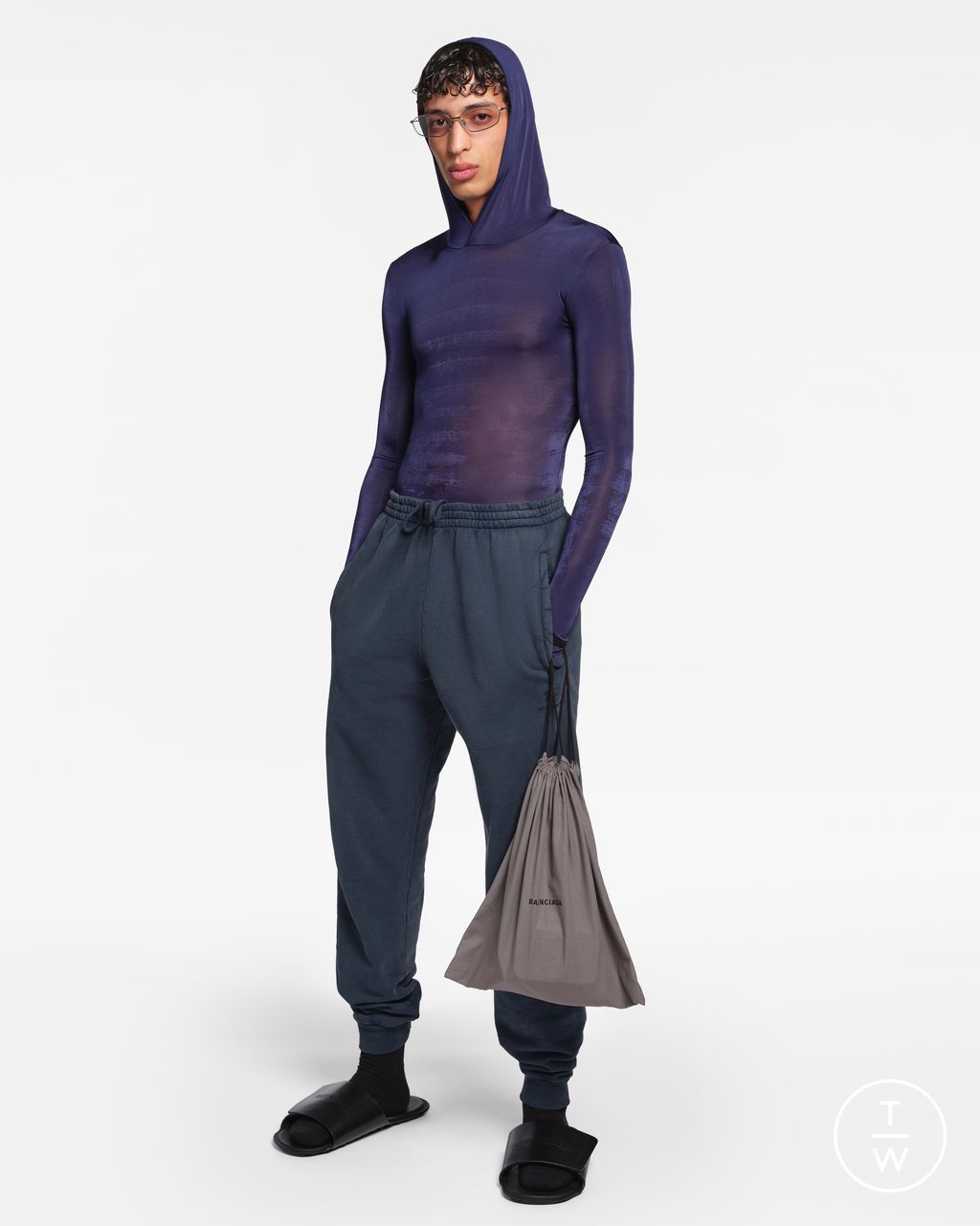 Fashion Week Paris Resort 2026 look 16 from the Balenciaga collection 女装