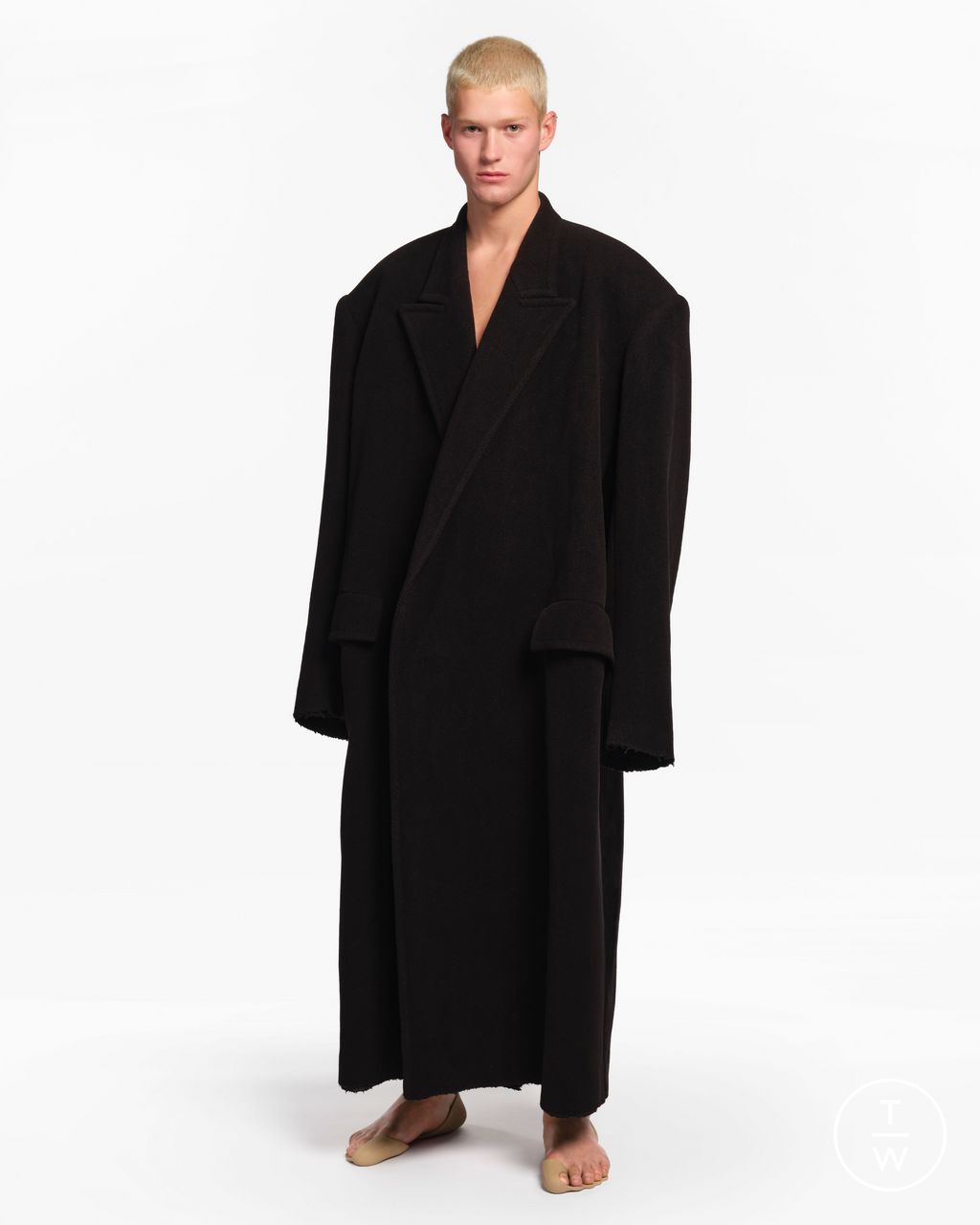 Fashion Week Paris Resort 2026 look 5 de la collection Balenciaga womenswear