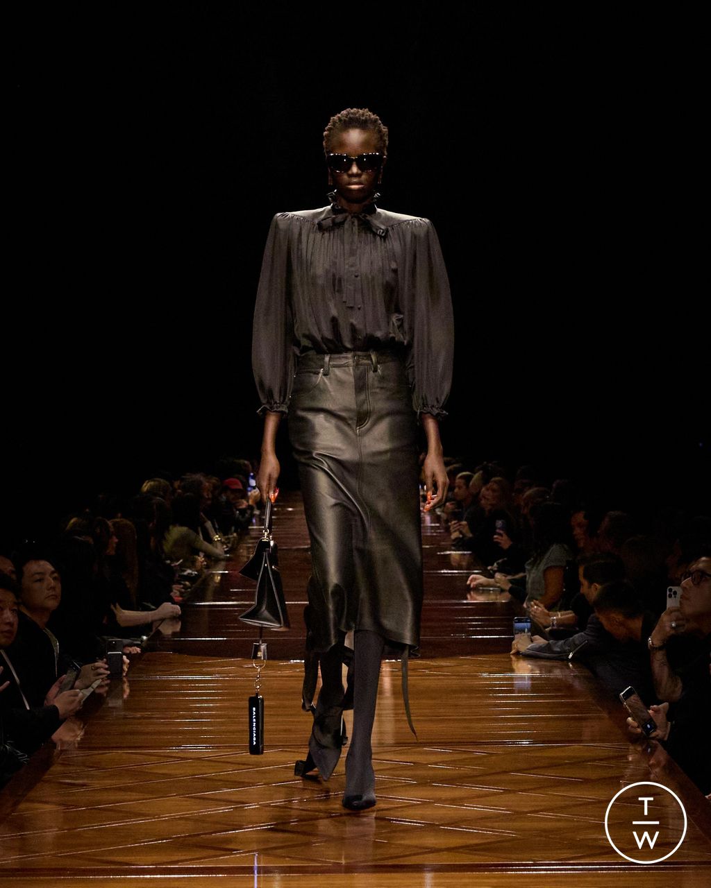 Fashion Week Paris Spring/Summer 2025 look 13 from the Balenciaga collection womenswear
