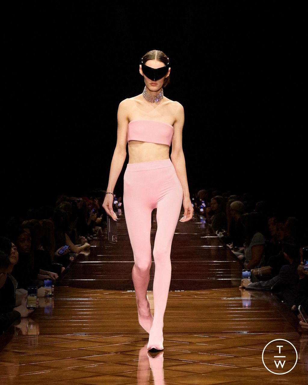 Balenciaga SS25 womenswear #51 - Tagwalk: The Fashion Search
