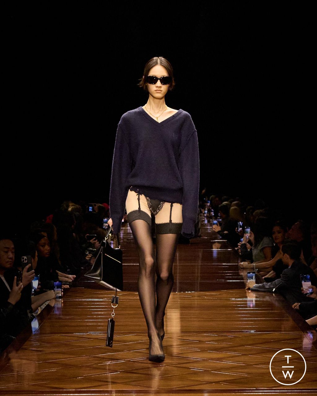 Fashion Week Paris Spring/Summer 2025 look 6 from the Balenciaga collection womenswear