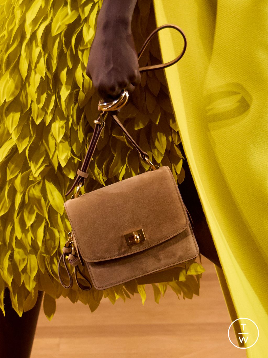 Fashion Week Paris Spring/Summer 2026 look 11 from the Balenciaga collection womenswear accessories