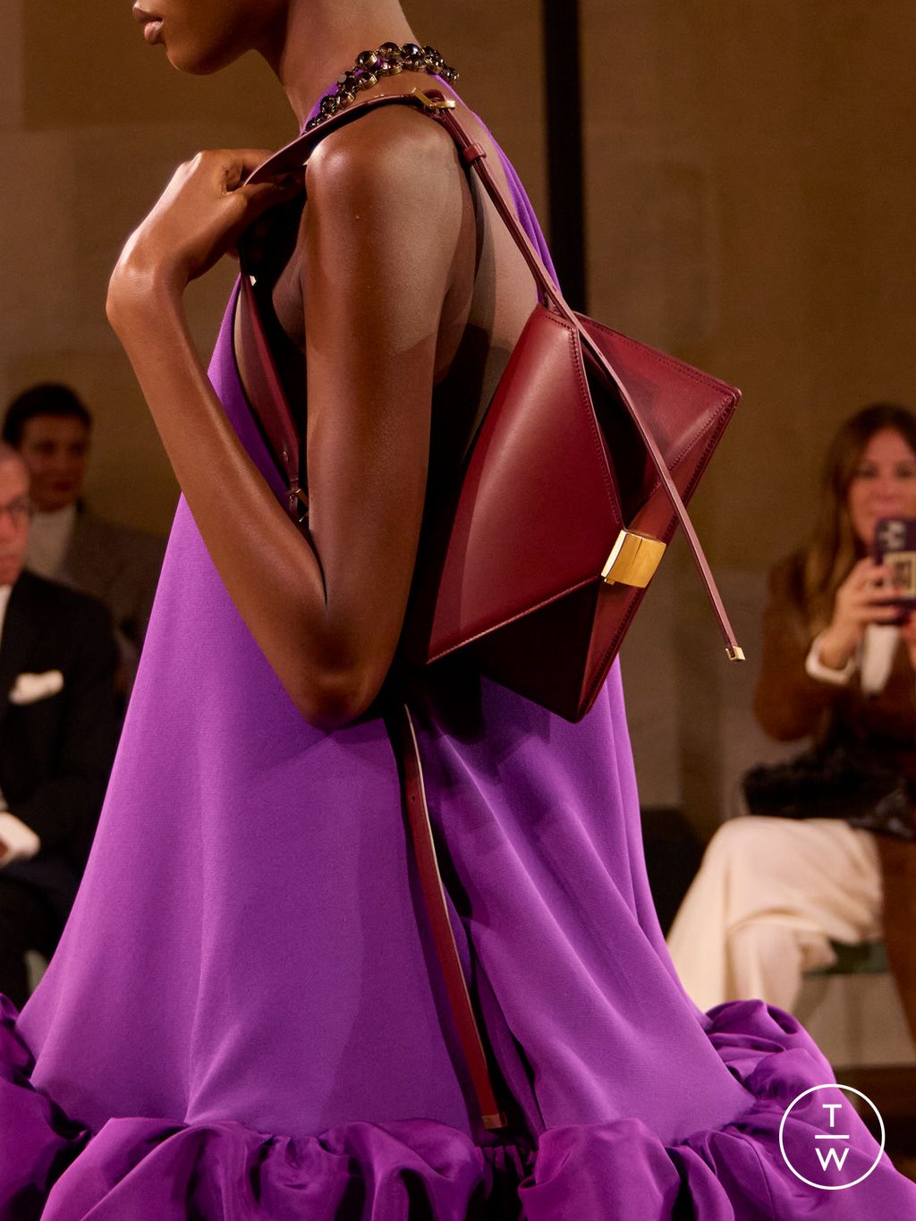 Fashion Week Paris Spring/Summer 2026 look 33 from the Balenciaga collection womenswear accessories