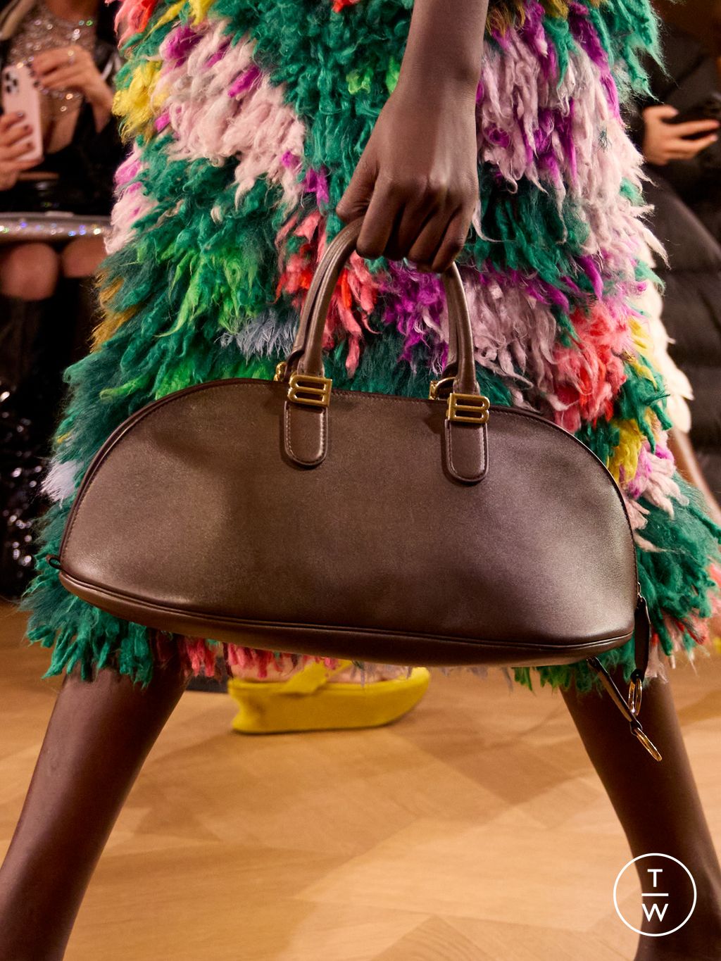 Fashion Week Paris Spring/Summer 2026 look 31 from the Balenciaga collection womenswear accessories