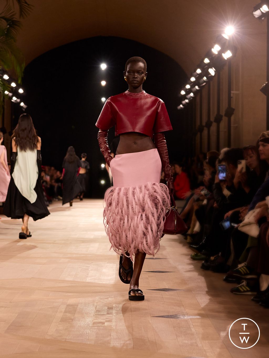 Fashion Week Paris Spring/Summer 2026 look 13 from the Balenciaga collection womenswear