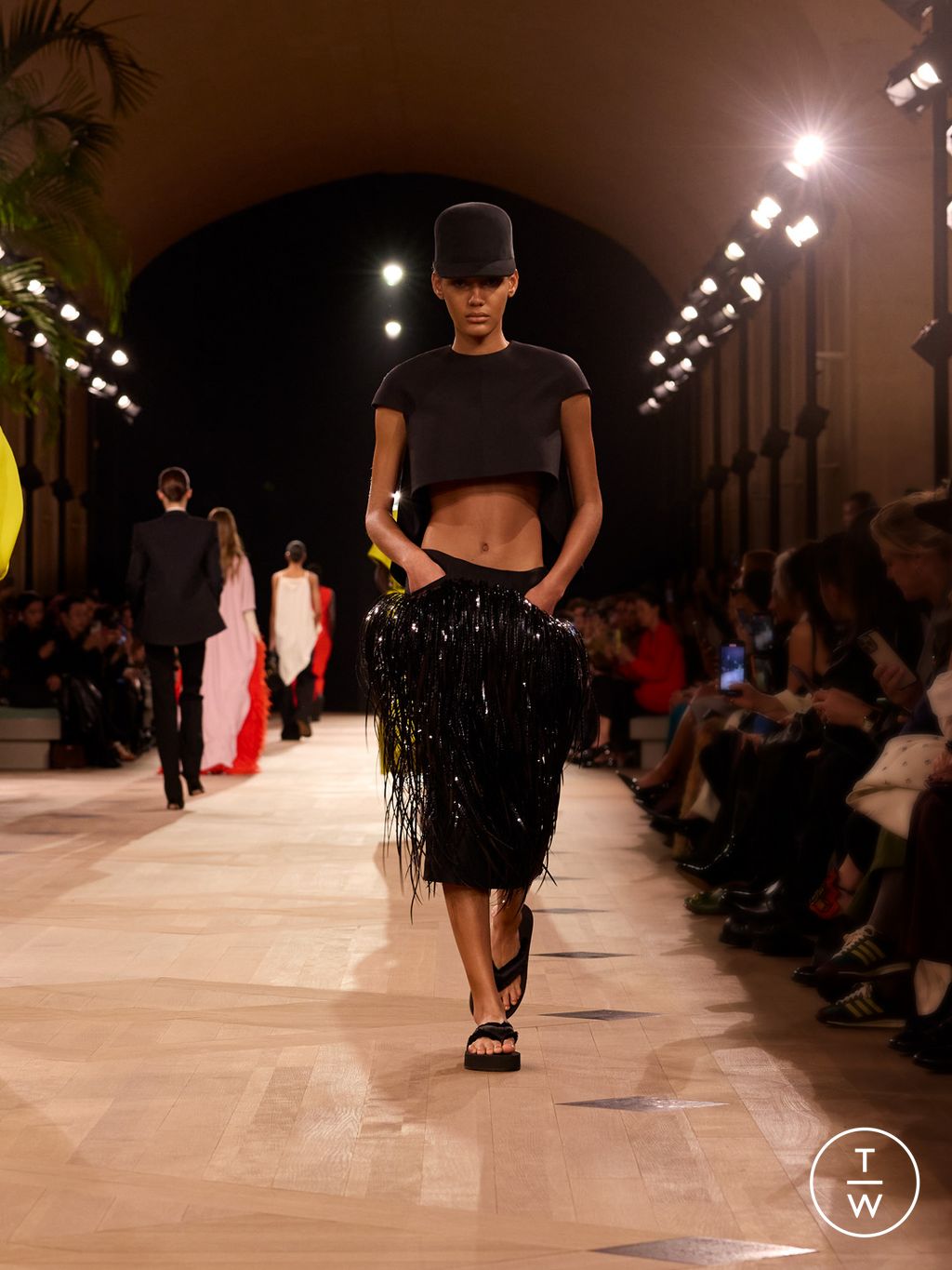 Fashion Week Paris Spring/Summer 2026 look 25 from the Balenciaga collection womenswear