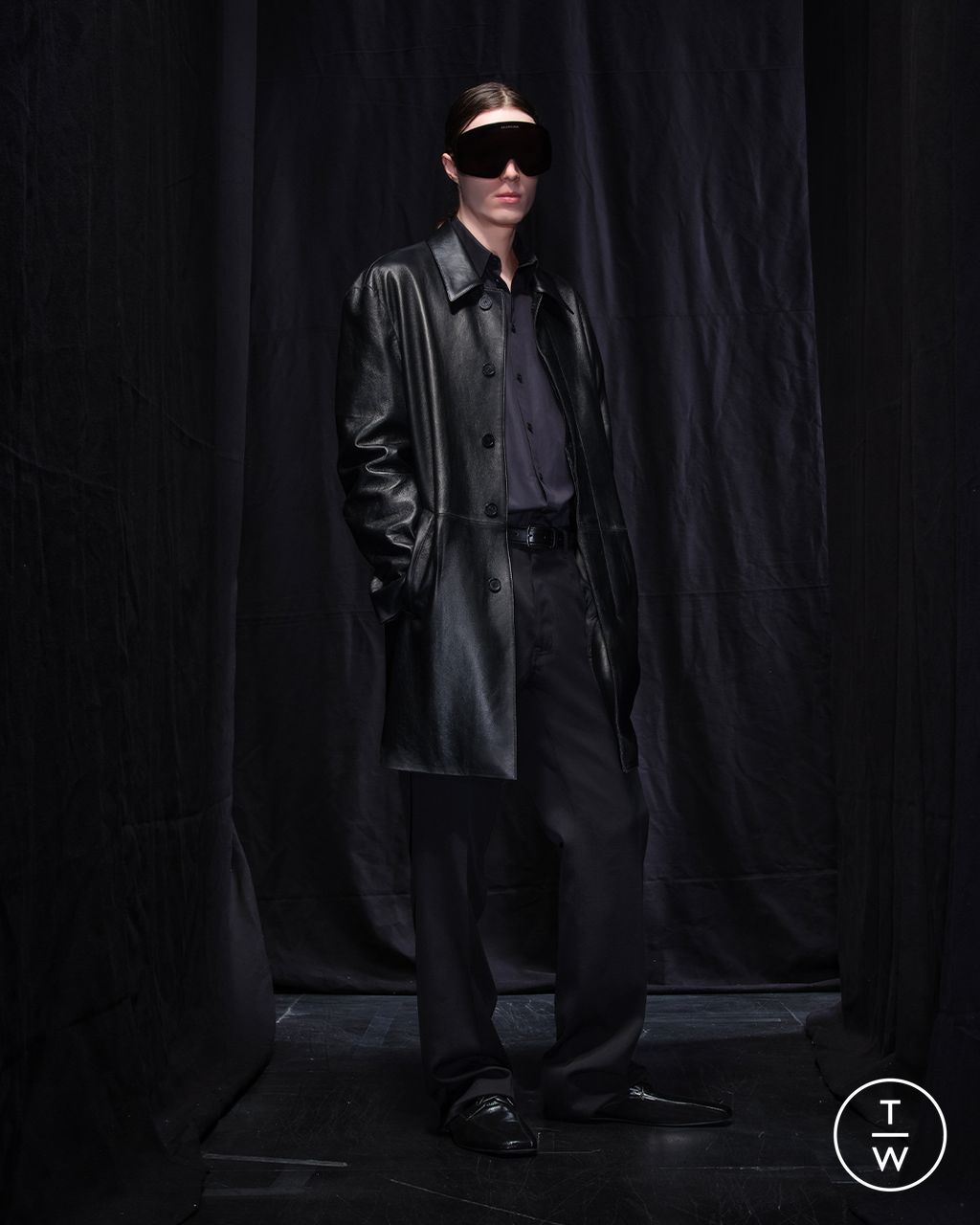 Fashion Week Paris Fall/Winter 2025 look 15 from the Balenciaga collection womenswear