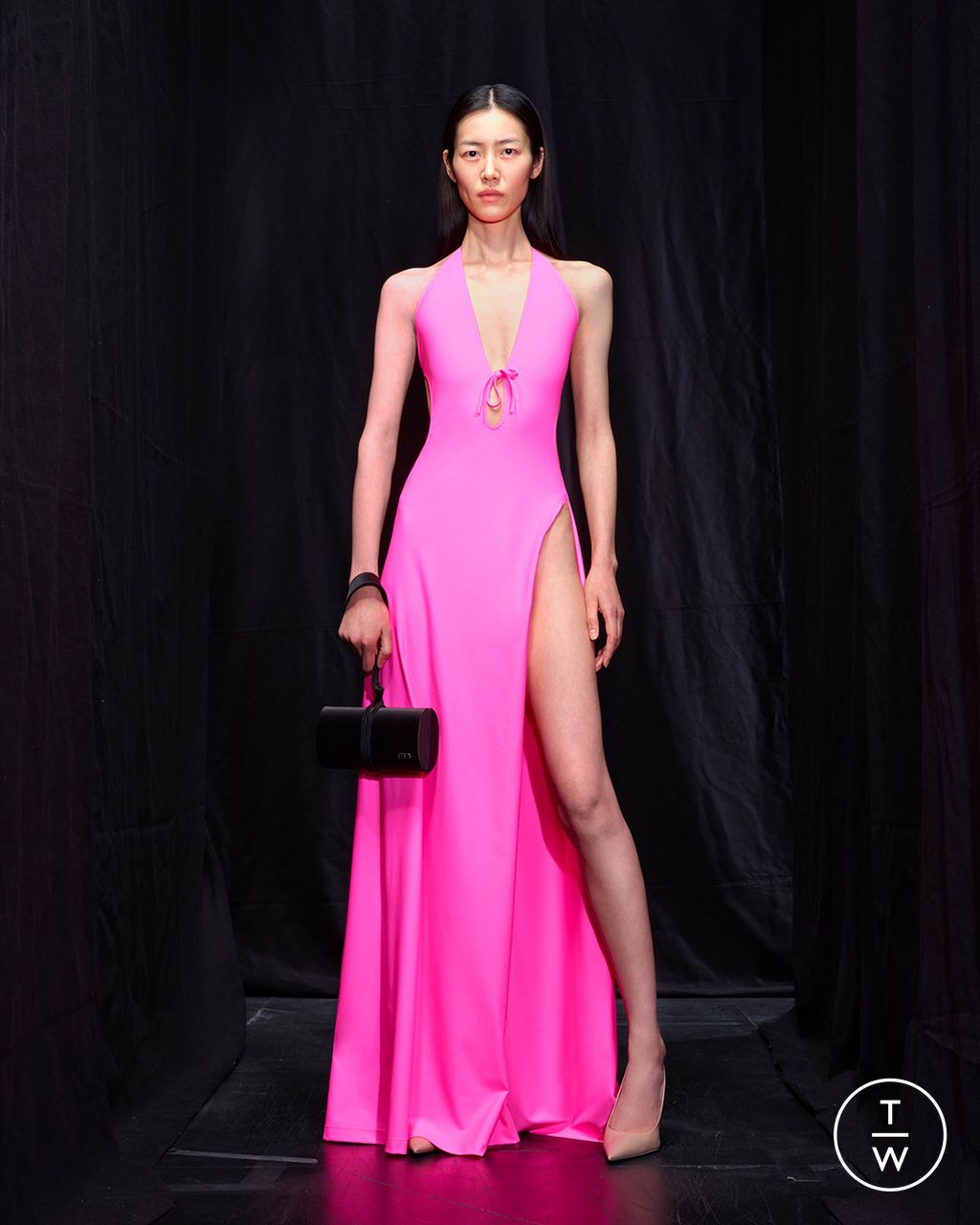 Fashion Week Paris Fall/Winter 2025 look 67 from the Balenciaga collection womenswear