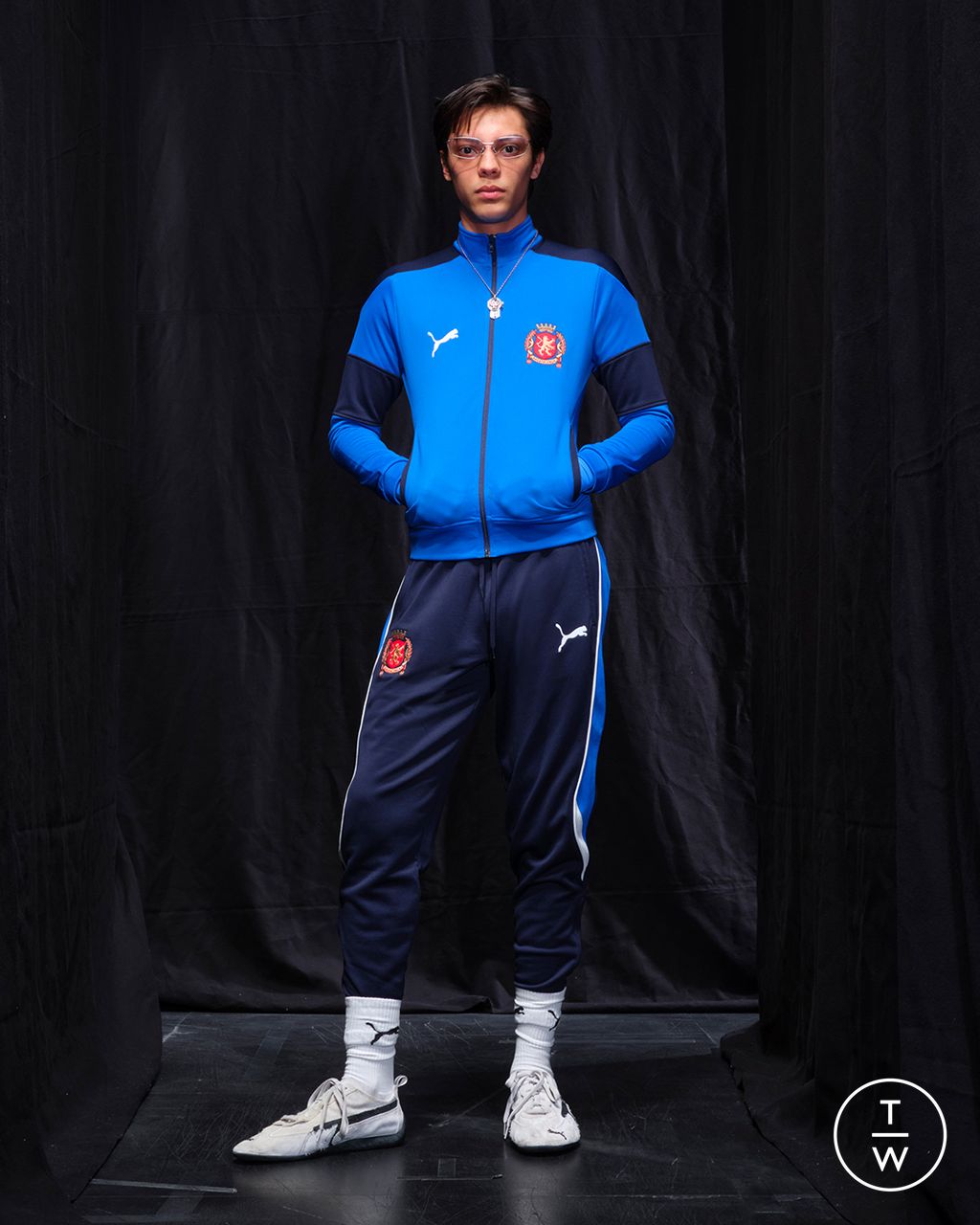 Fashion Week Paris Fall/Winter 2025 look 70 from the Balenciaga collection womenswear