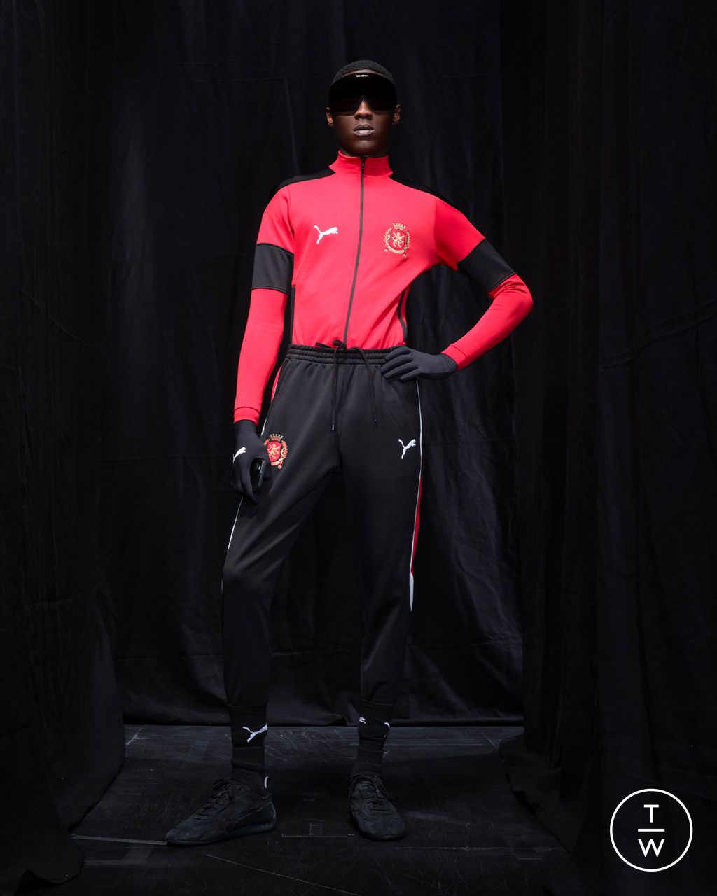 Fashion Week Paris Fall/Winter 2025 look 73 from the Balenciaga collection womenswear