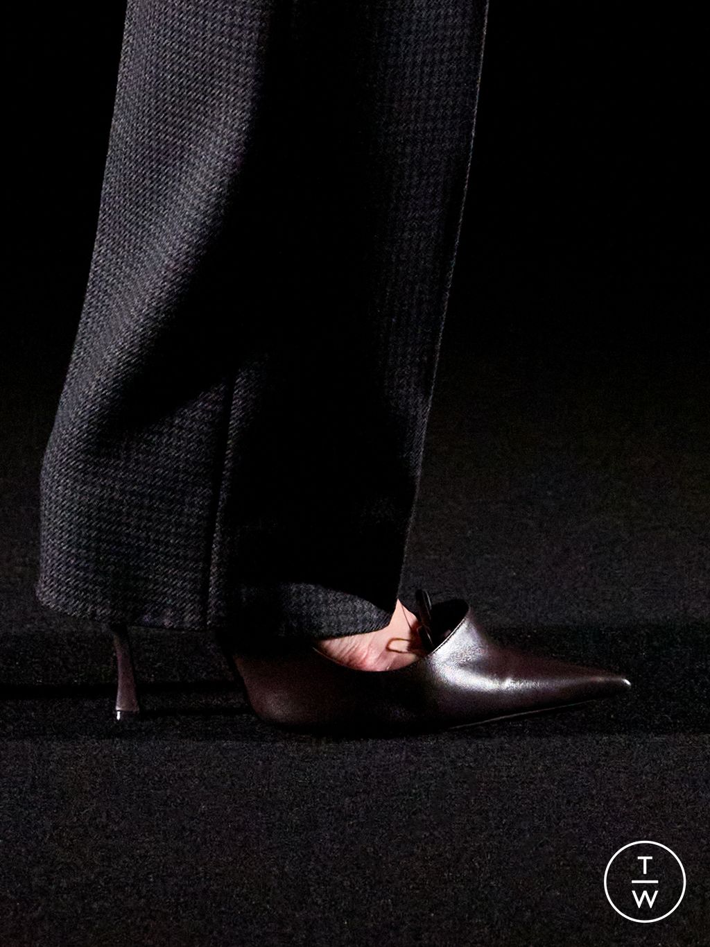 Fashion Week Paris Fall/Winter 2026 look 63 from the Balenciaga collection womenswear accessories