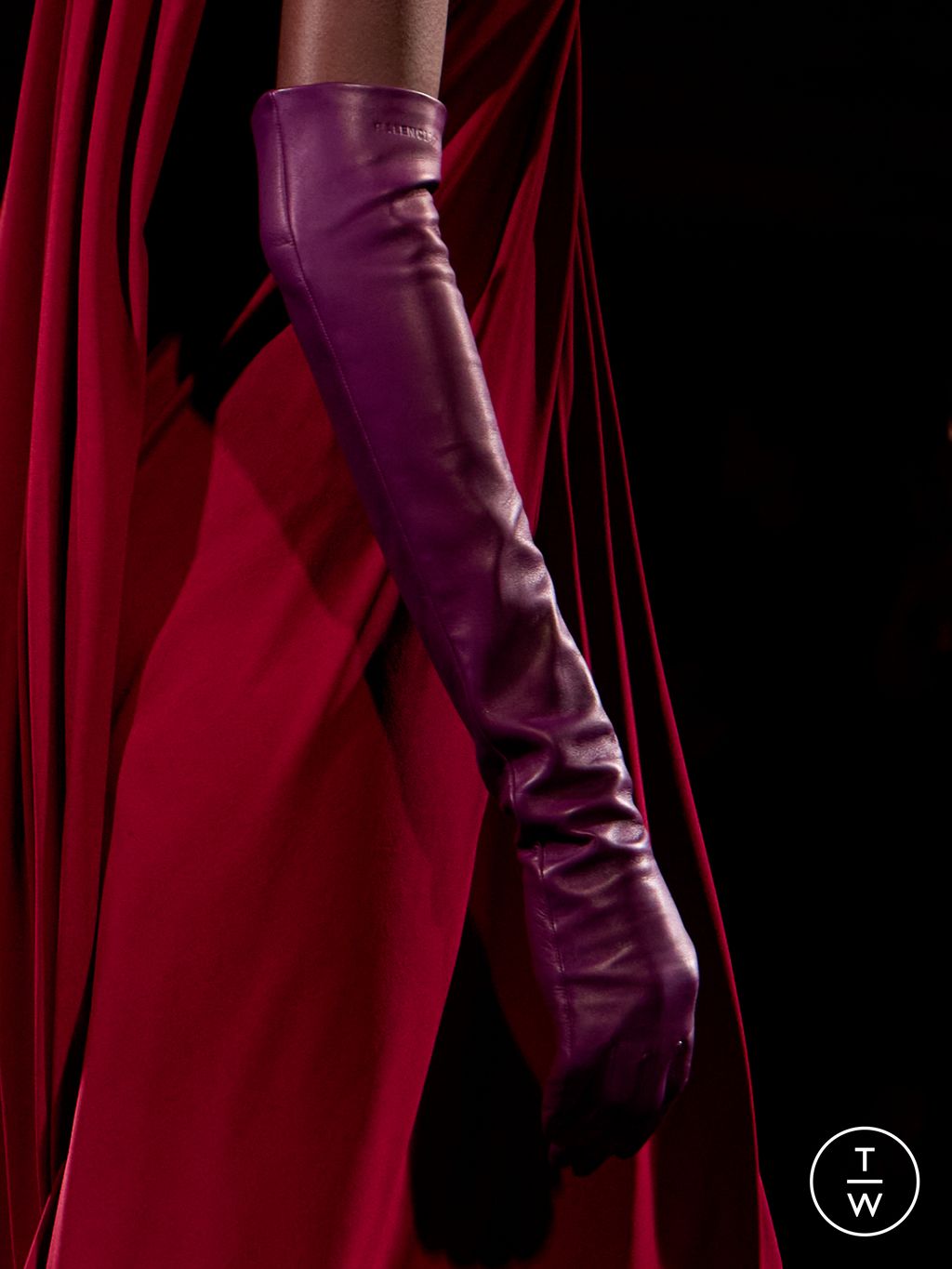 Fashion Week Paris Fall/Winter 2026 look 70 from the Balenciaga collection 女装配饰