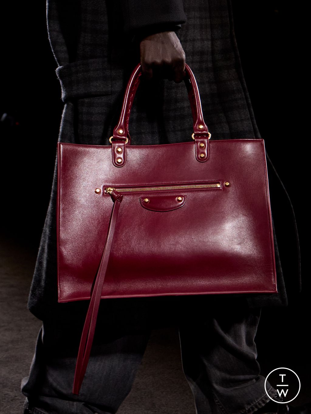 Fashion Week Paris Fall/Winter 2026 look 42 de la collection Balenciaga womenswear accessories