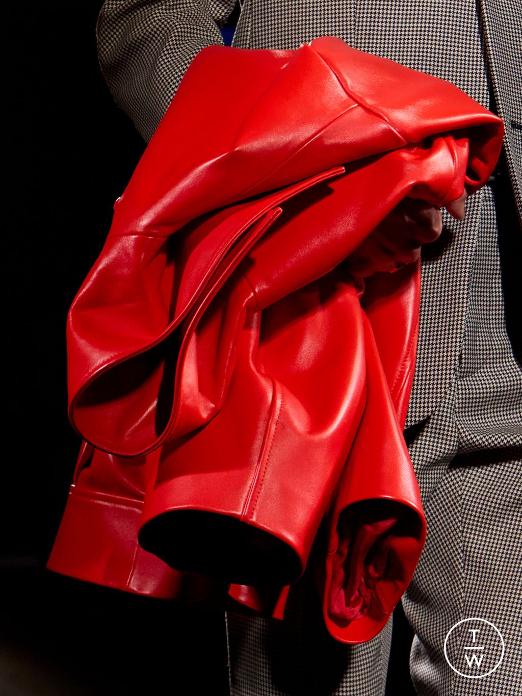 Fashion Week Paris Fall/Winter 2026 look 43 de la collection Balenciaga womenswear accessories