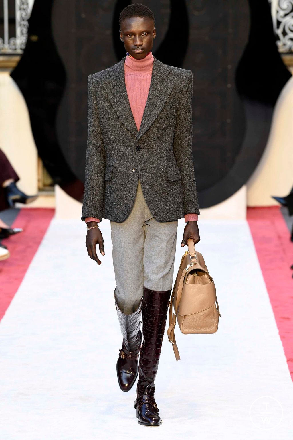 Fashion Week Milan Fall/Winter 2023 look 6 from the Bally collection womenswear