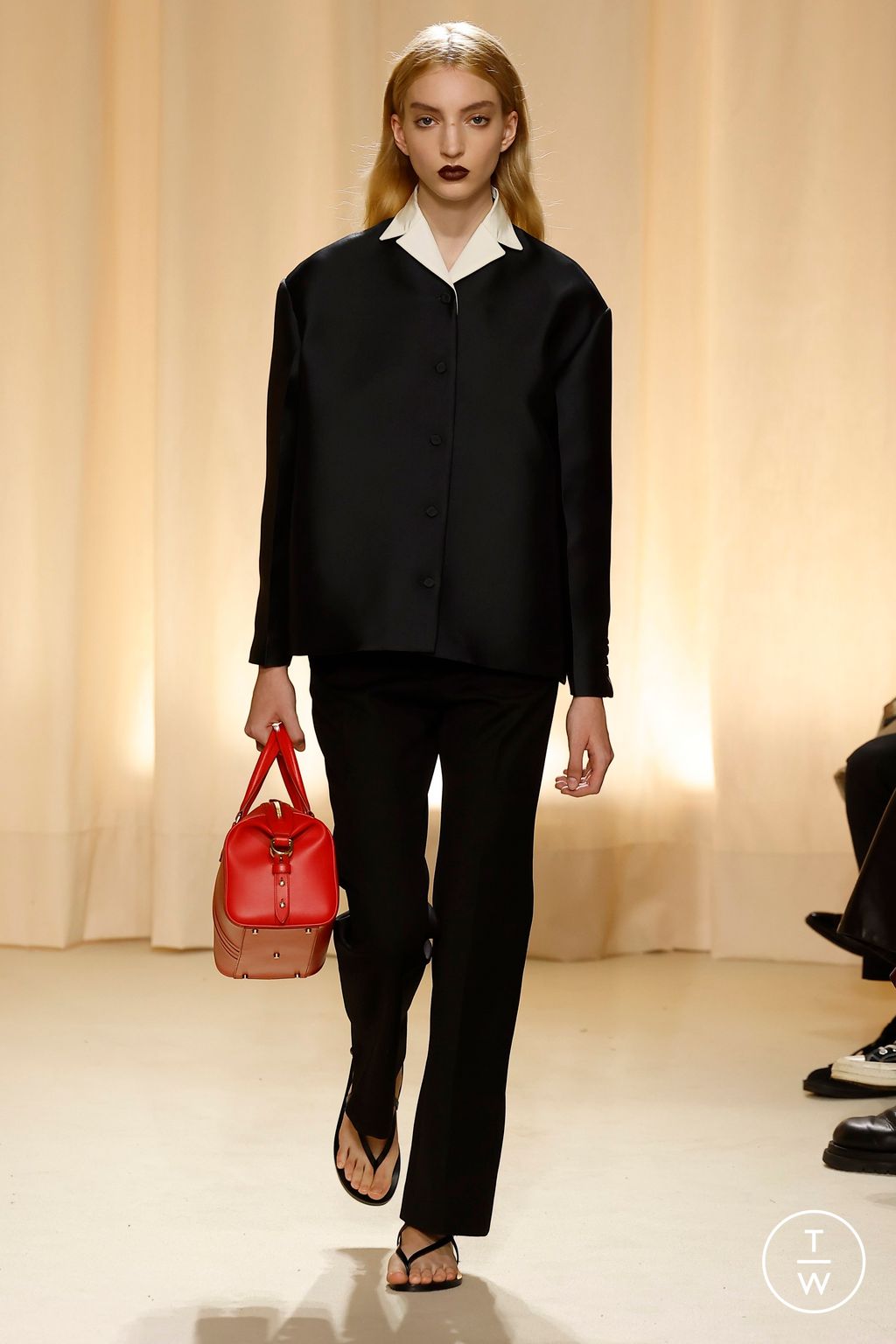 Fashion Week Milan Fall/Winter 2024 look 30 from the Bally collection womenswear