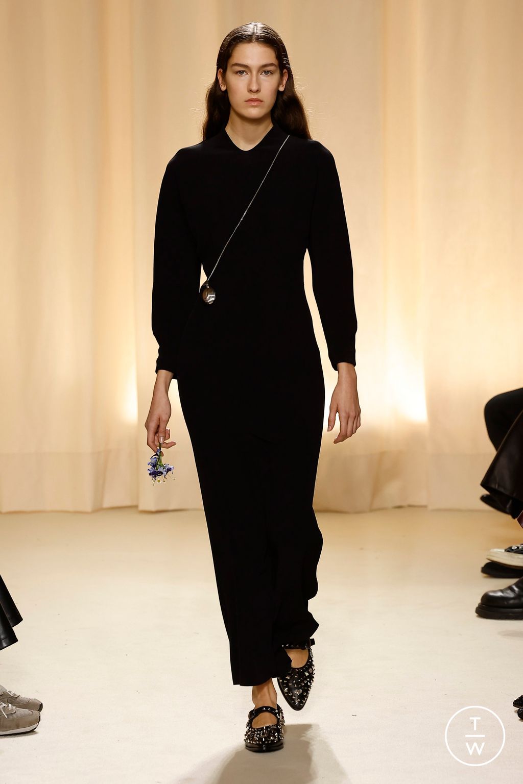 Fashion Week Milan Fall/Winter 2024 look 42 from the Bally collection 女装