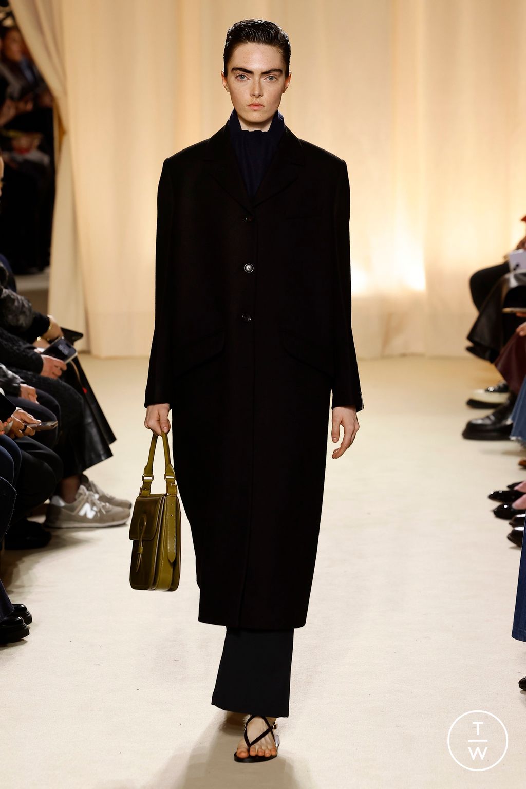 Fashion Week Milan Fall/Winter 2024 look 43 from the Bally collection womenswear