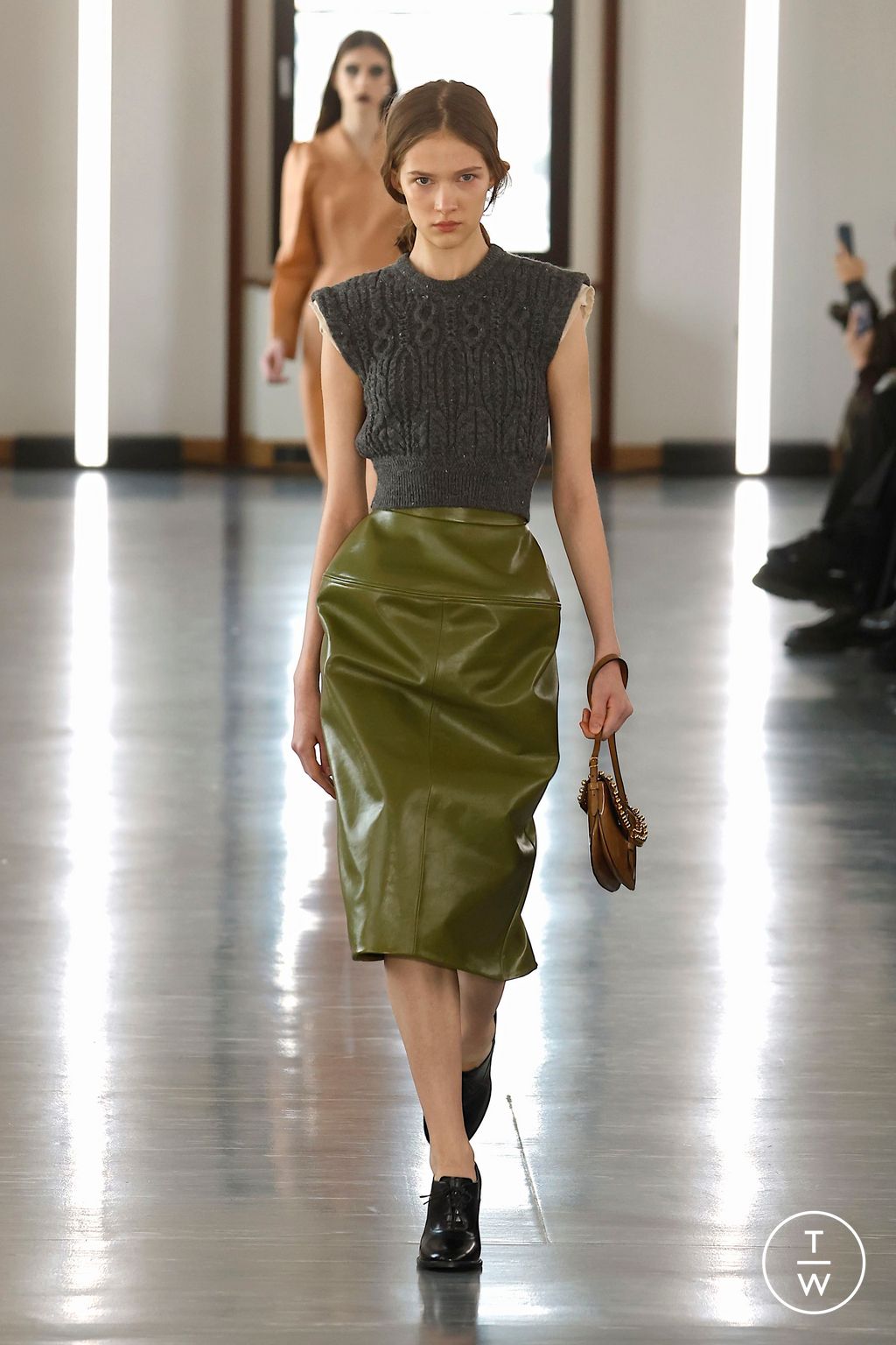 Fashion Week Milan Fall/Winter 2025 look 17 from the Bally collection womenswear