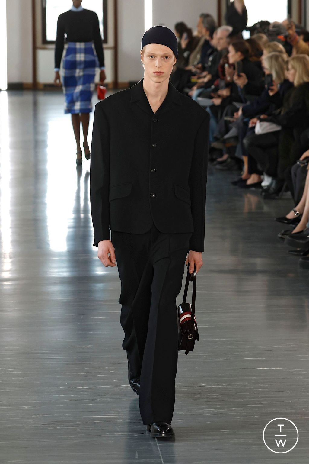 Fashion Week Milan Fall/Winter 2025 look 24 from the Bally collection 女装