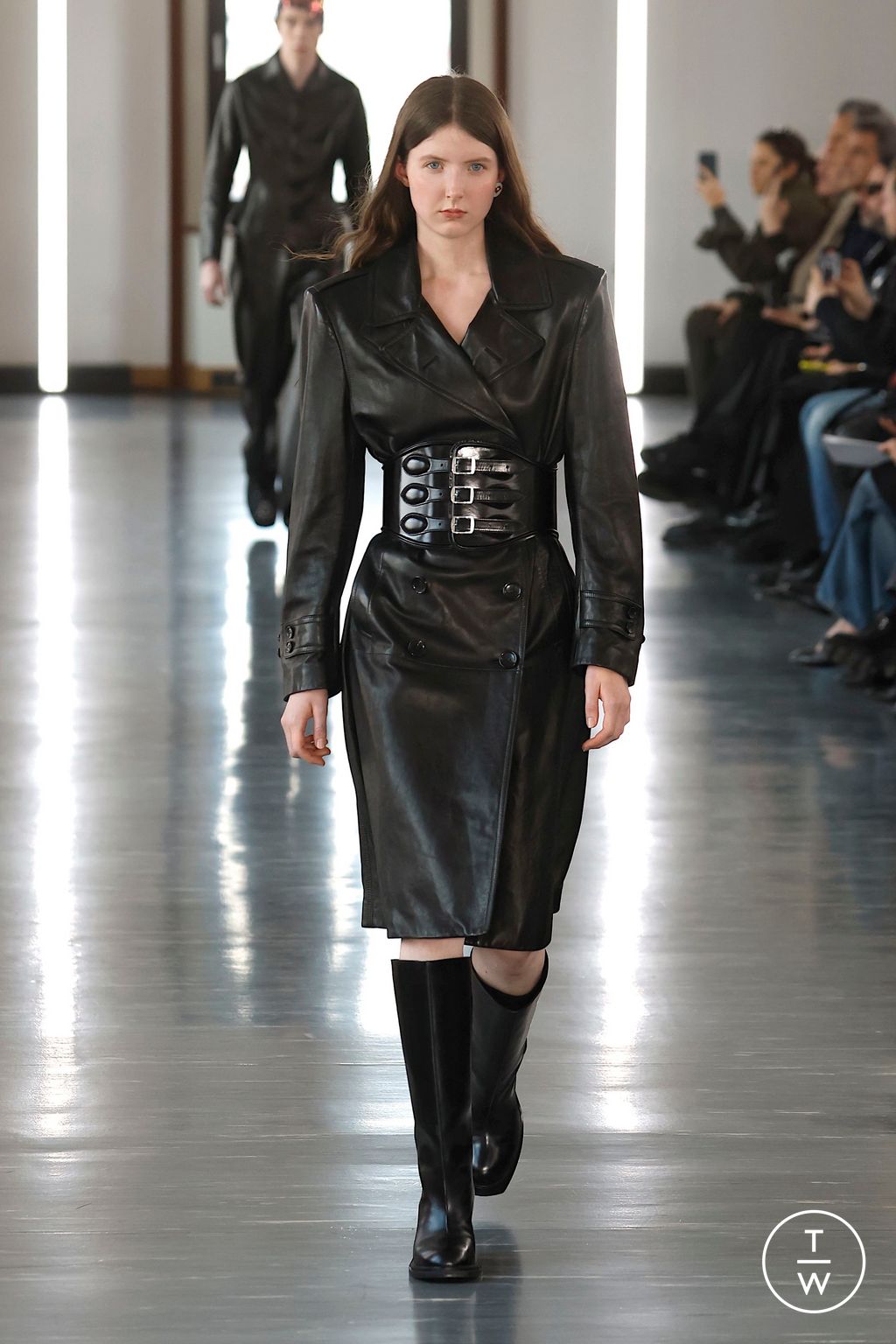 Fashion Week Milan Fall/Winter 2025 look 28 de la collection Bally womenswear