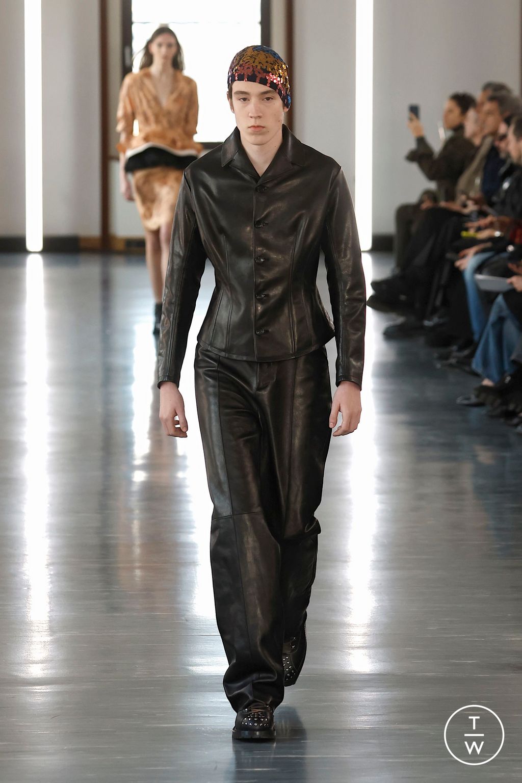 Fashion Week Milan Fall/Winter 2025 look 29 from the Bally collection 女装