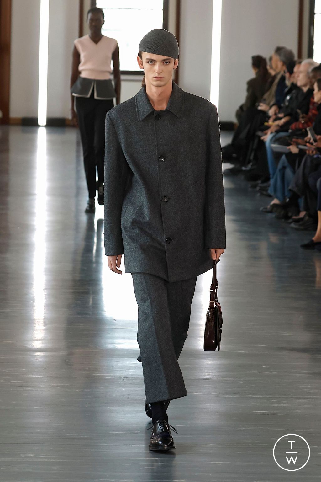 Fashion Week Milan Fall/Winter 2025 look 38 from the Bally collection womenswear