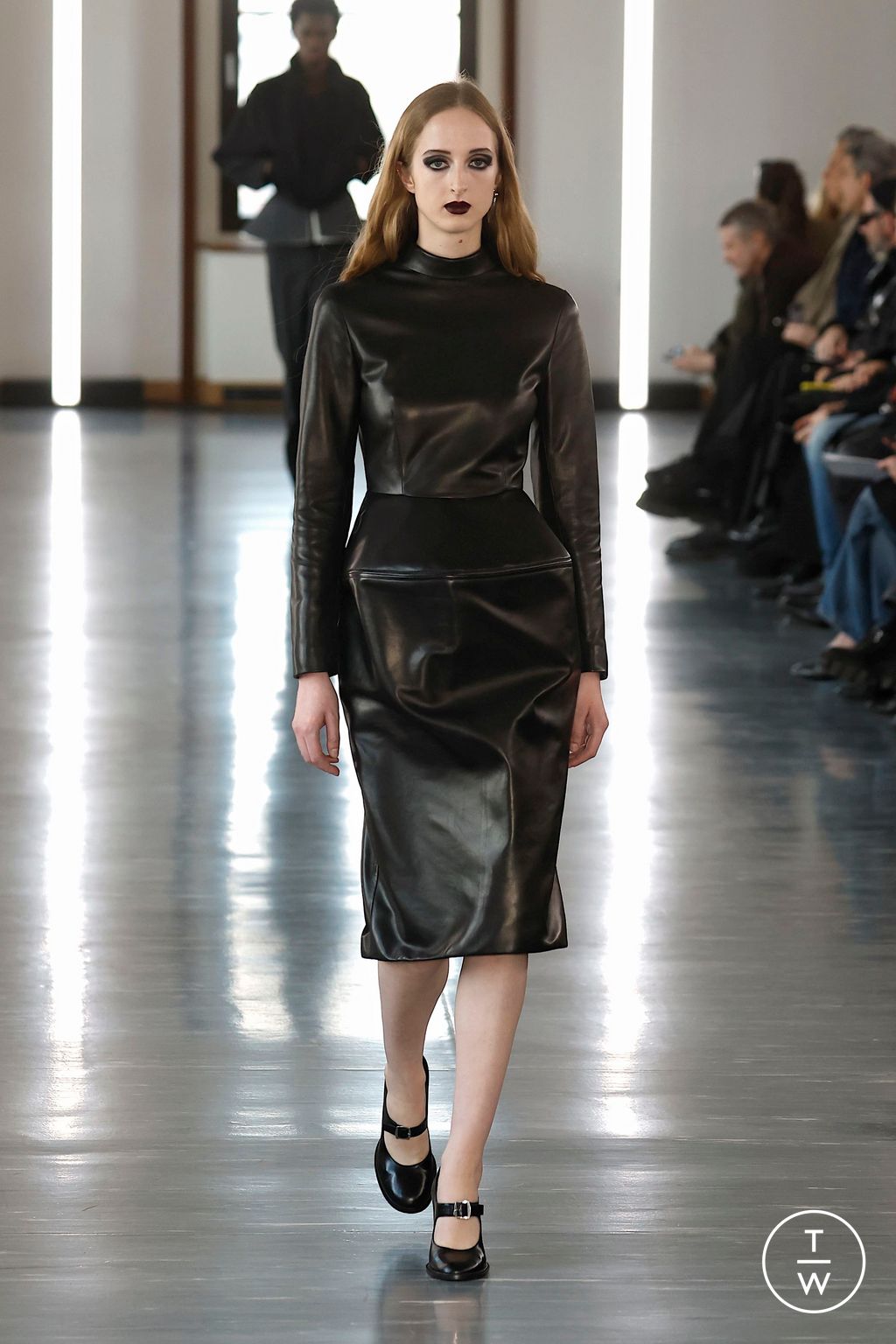 Fashion Week Milan Fall/Winter 2025 look 40 from the Bally collection womenswear