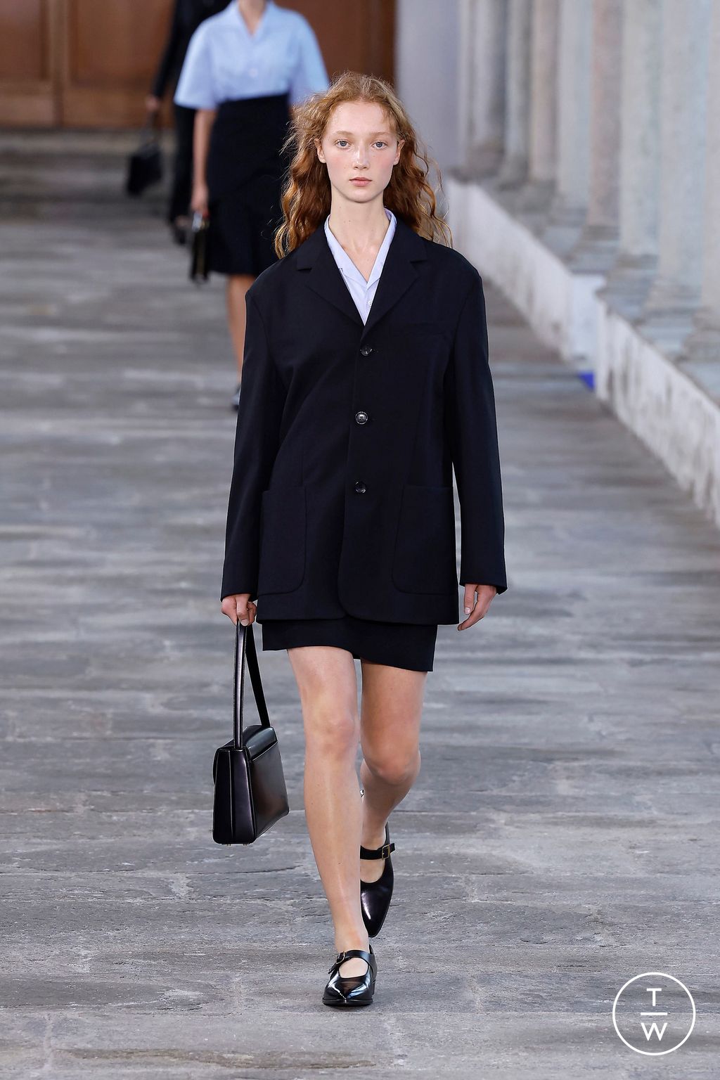 Fashion Week Milan Spring/Summer 2024 look 1 from the Bally collection 女装