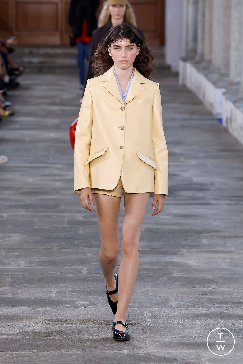 Fashion Week Milan Spring/Summer 2024 look 10 de la collection Bally womenswear