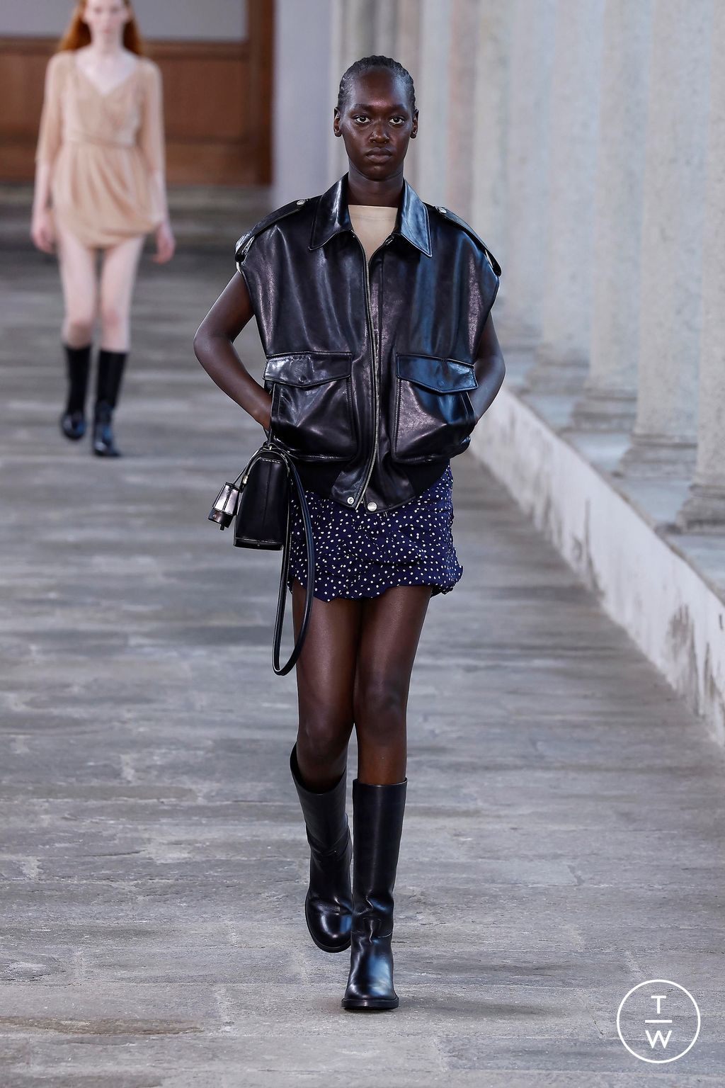 Fashion Week Milan Spring/Summer 2024 look 33 from the Bally collection 女装