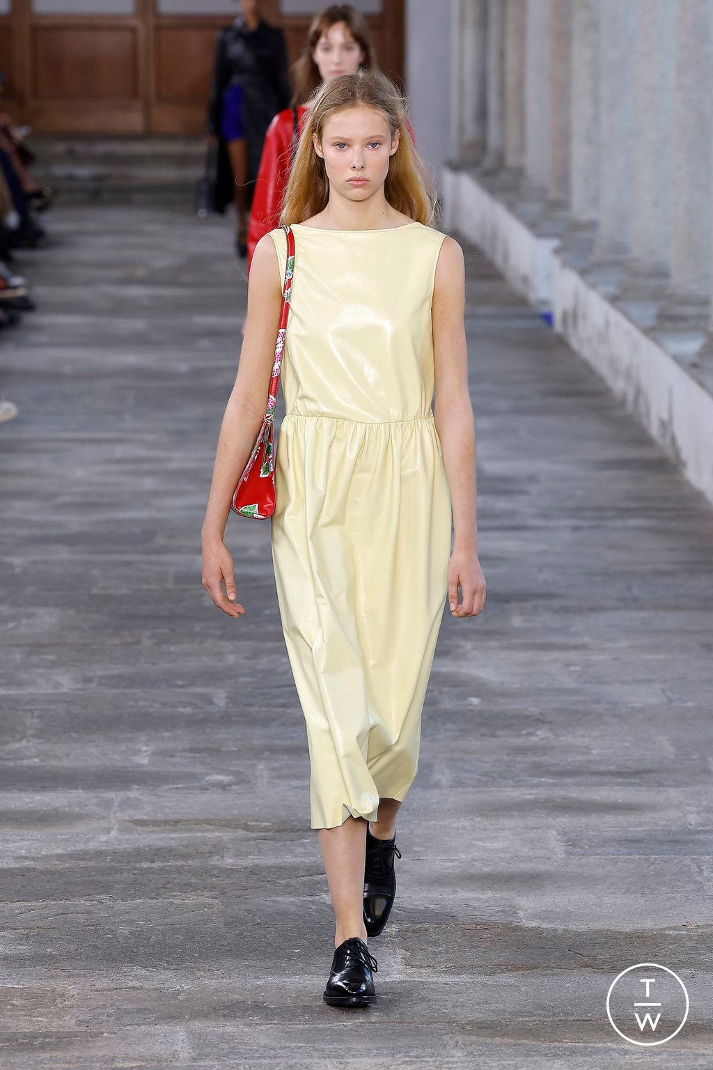 Fashion Week Milan Spring/Summer 2024 look 37 from the Bally collection 女装