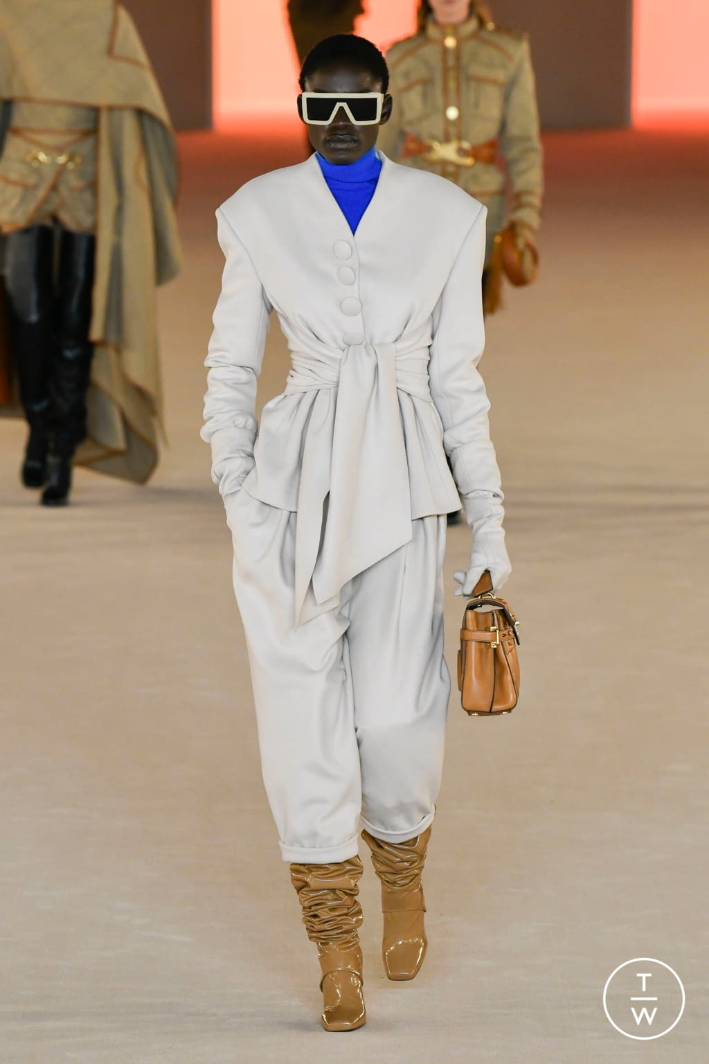 Fashion Week Paris Fall/Winter 2020 look 10 from the Balmain collection womenswear