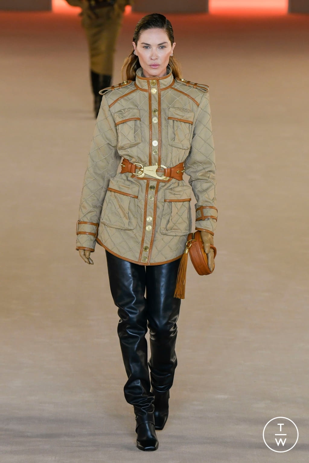Fashion Week Paris Fall/Winter 2020 look 13 de la collection Balmain womenswear